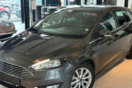 Ford Focus 98.000 km 9.950 € Brühl 50321
