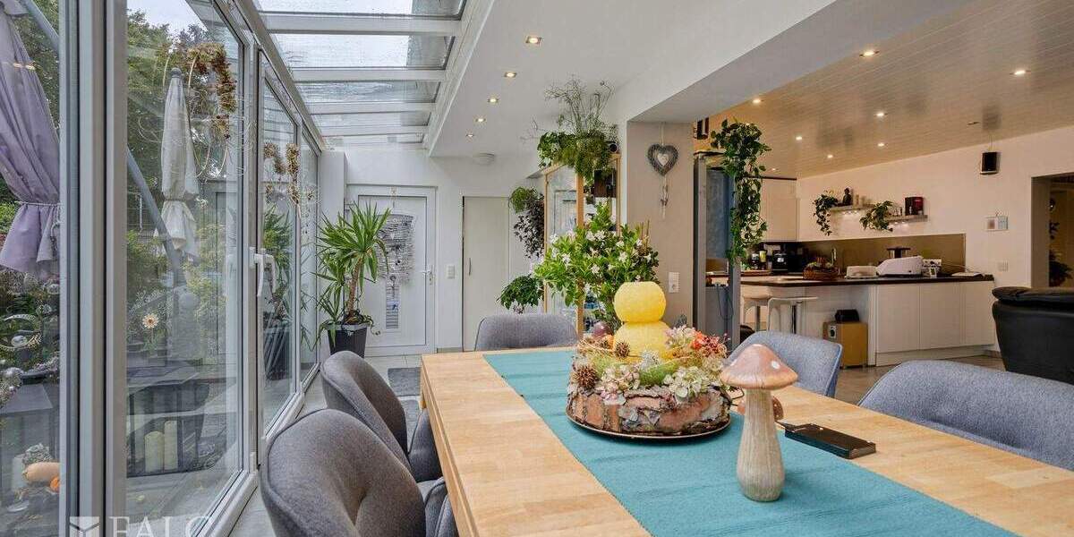 Etagenwohnung Bergheim Glessen - 7 Zimmer, 214 m&sup2;, 469.000&euro; | Angebot:24114363