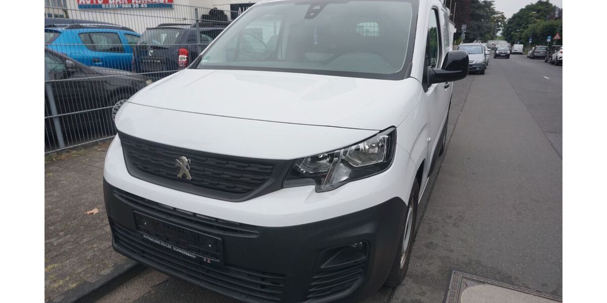 Peugeot Partner 26.000 km 11.999 € Köln 51143