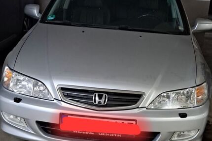 Honda Accord 72.000 km 6.900 &euro; Köln 50827