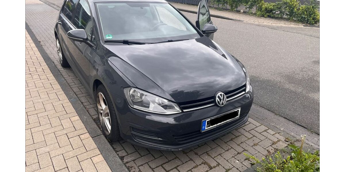 VW Golf 73.000 km 8.600 &euro; Weilerswist 53919