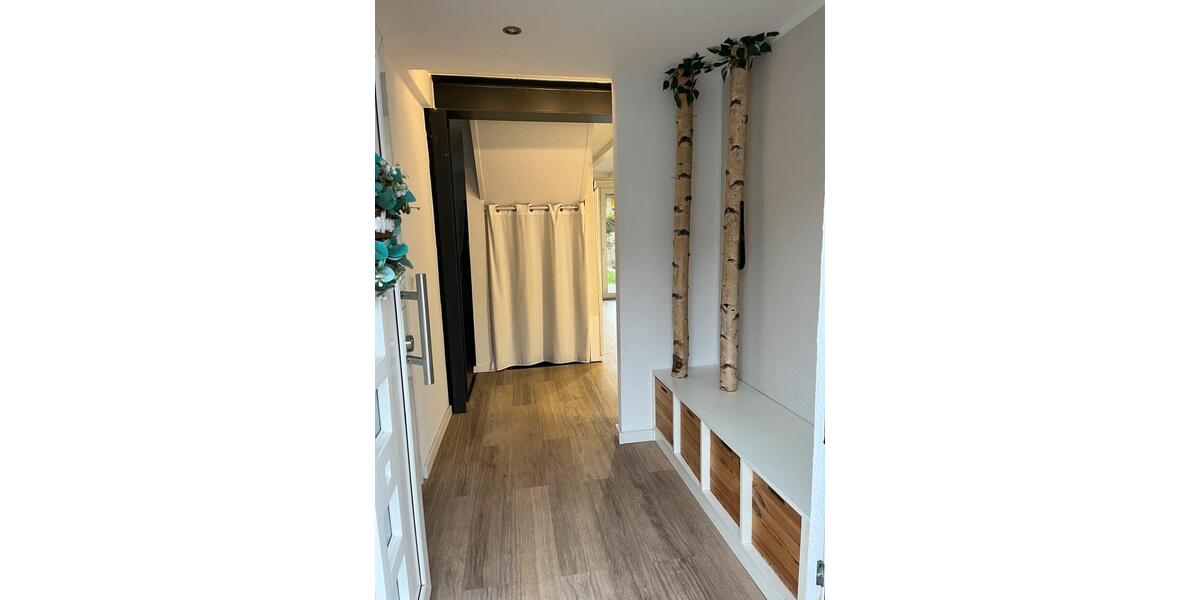 Reihenhaus Köln Kalk - 3.5 Zimmer, 107 m&sup2;, 2.000&euro; | Angebot:27615697