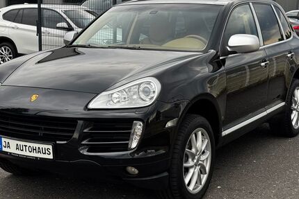 Porsche Cayenne 216.156 km 8.900 &euro; Troisdorf 53842