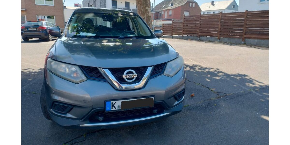 Nissan X-Trail 337.000 km 5.600 € Köln 51103