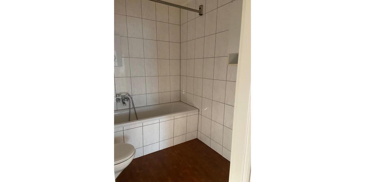 Etagenwohnung Sankt Augustin - 3 Zimmer, 80 m&sup2;, 229.000&euro; | Angebot:27096073