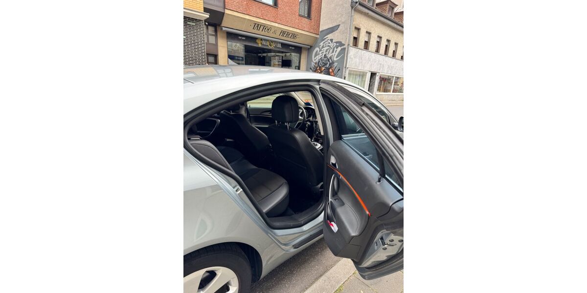 Opel Insignia 242.879 km 3.800 &euro; kerpen 50169