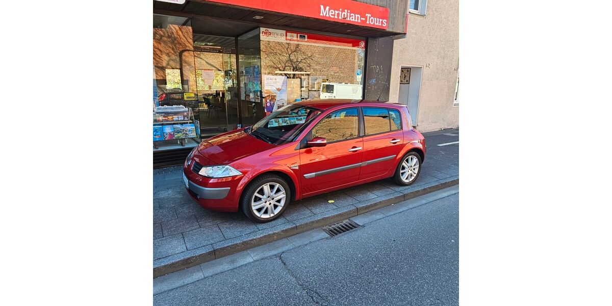 Renault Megane 85.065 km 2.200 &euro; Bonn 53325