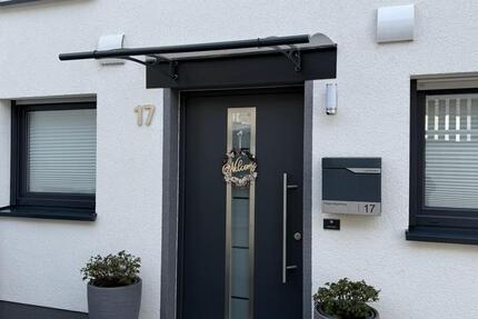 Doppelhaushälfte in Solingen Mitte - Teilmöbliert 145qm Bj 2021