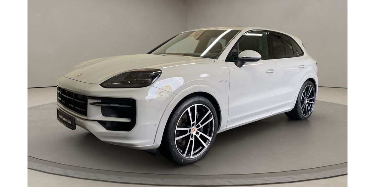 Porsche Cayenne 15.000 km 119.800 € Köln 50823