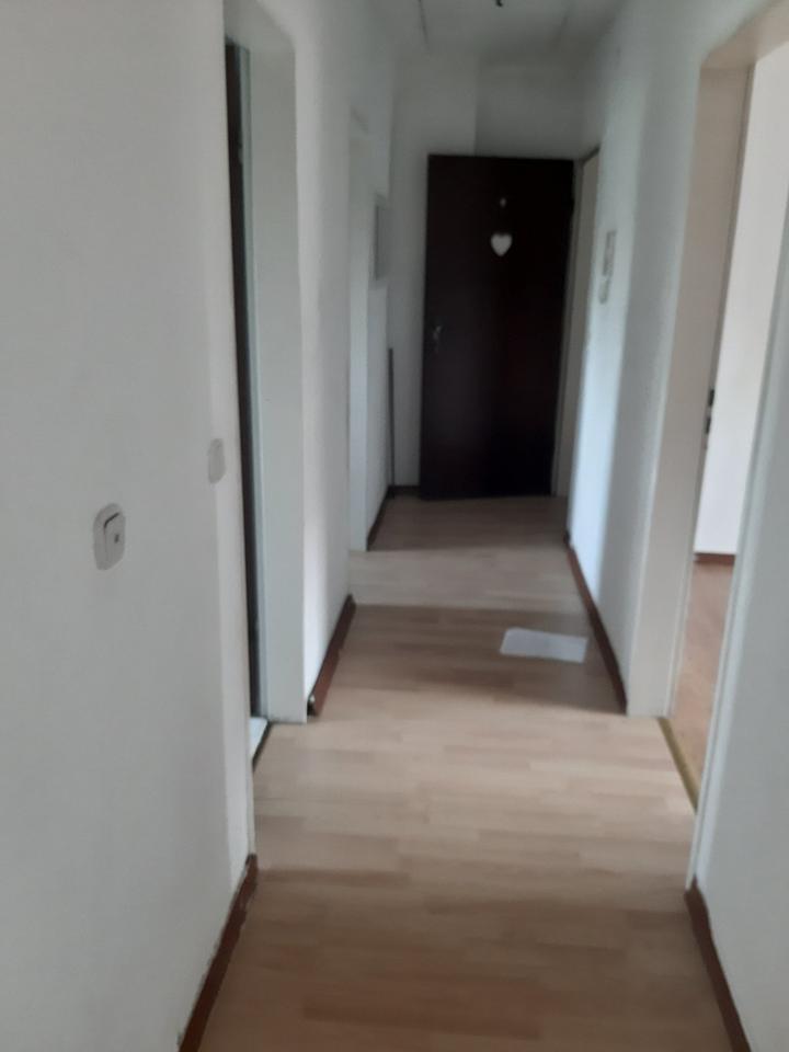 Köln 3-Zimmer-Wohnung in-Weiden : Ab sofort zimmer