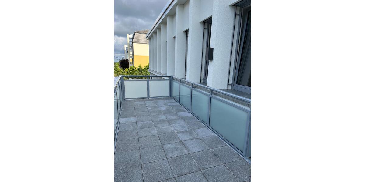 Etagenwohnung Wermelskirchen - 3 Zimmer, 90 m&sup2;, 1.300&euro; | Angebot:27605582