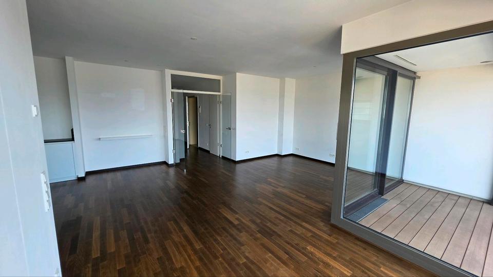 Etagenwohnung Sankt Augustin - 3 Zimmer, 110 m&sup2;, 2.990&euro; | Angebot:26399892