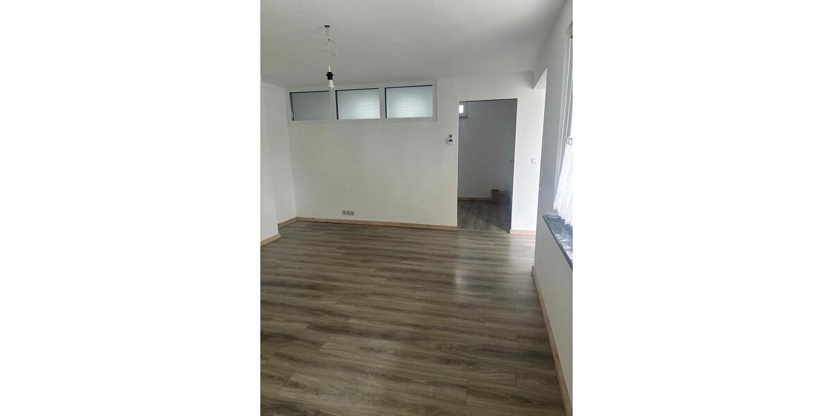 Erdgeschoßwohnung Bonn Gielgen - 2 Zimmer, 45 m&sup2;, 550&euro; | Angebot:26332862
