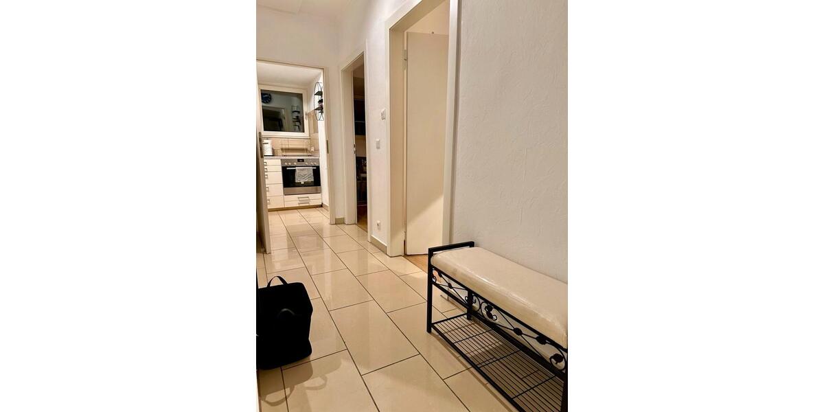 Dachgeschoßwohnung Köln Nippes - 2 Zimmer, 55 m&sup2;, 1.330&euro; | Angebot:25239858