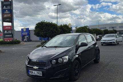 Chevrolet Aveo 138.120 km 3.850 &euro; Köln 51105