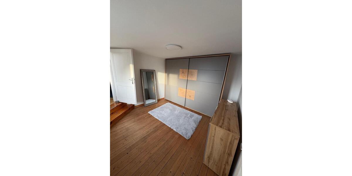Einfamilienhaus Bedburg - 9 Zimmer, 220 m&sup2;, 550.000&euro; | Angebot:26283782
