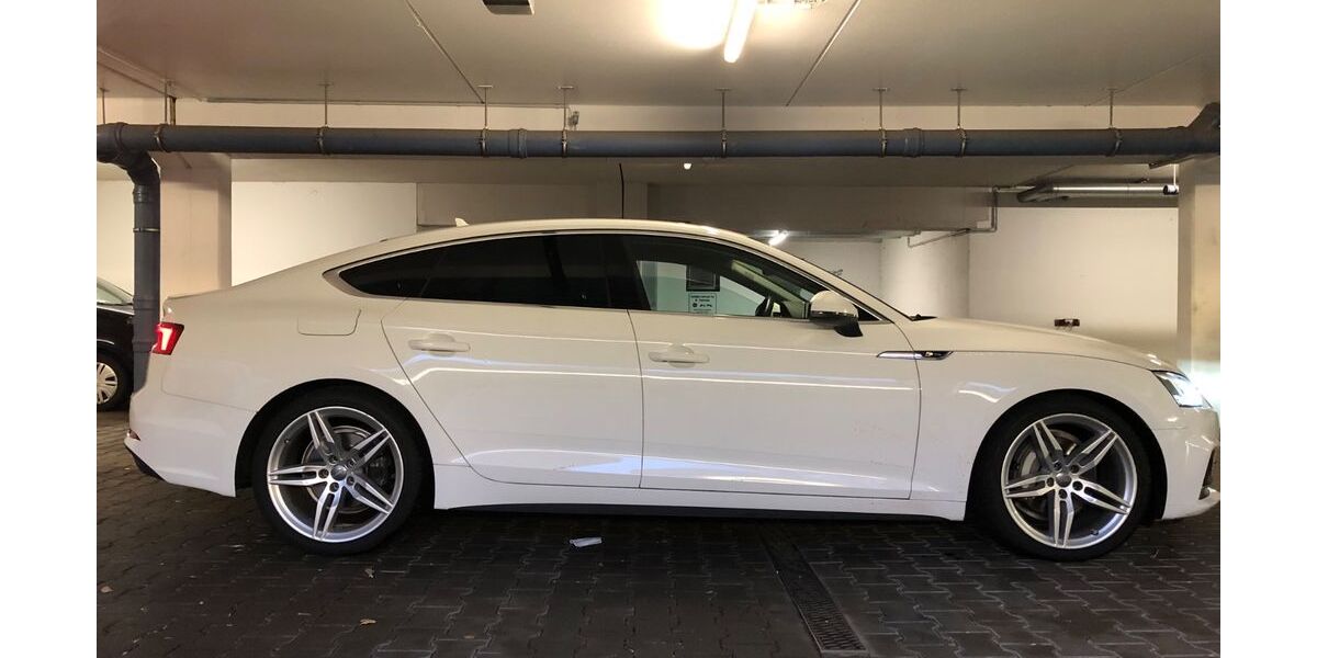 Audi A5 210.000 km 17.900 &euro; Koln 51105
