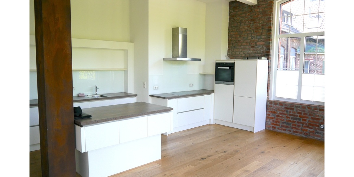 SG, komfortable 85m² 2 Zi. Loftwohnung in Zentrumsnähe, Balkon, Stellplatz, EBK - Loft - Studio - Atelier Solingen Mitte | Angebot:26855412