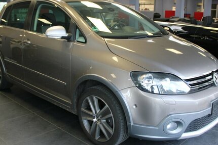VW Golf Plus Cross 1.4 TSI DSG - Schiebedach - 120.423 km 8.980 € Euskirchen 53881