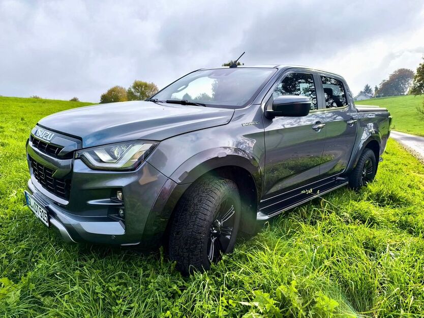 Isuzu D-Max 23.417 km 44.699 € Bergisch Gladbach 51467