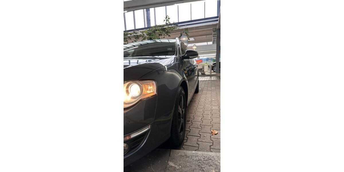 VW Passat 297.000 km 3.300 € Koln 50823