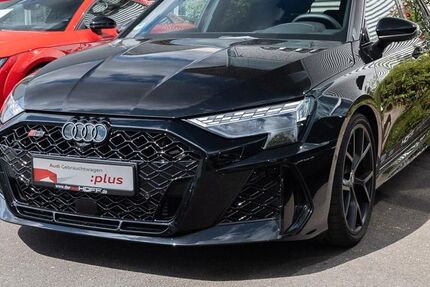 Audi RS3 8.000 km 63.975 &euro; Sankt Augustin-Menden 53757