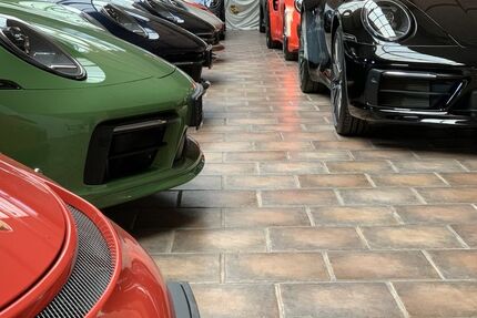 Porsche 992 11.400 km 189.790 € Frechen (bei Köln) 50226