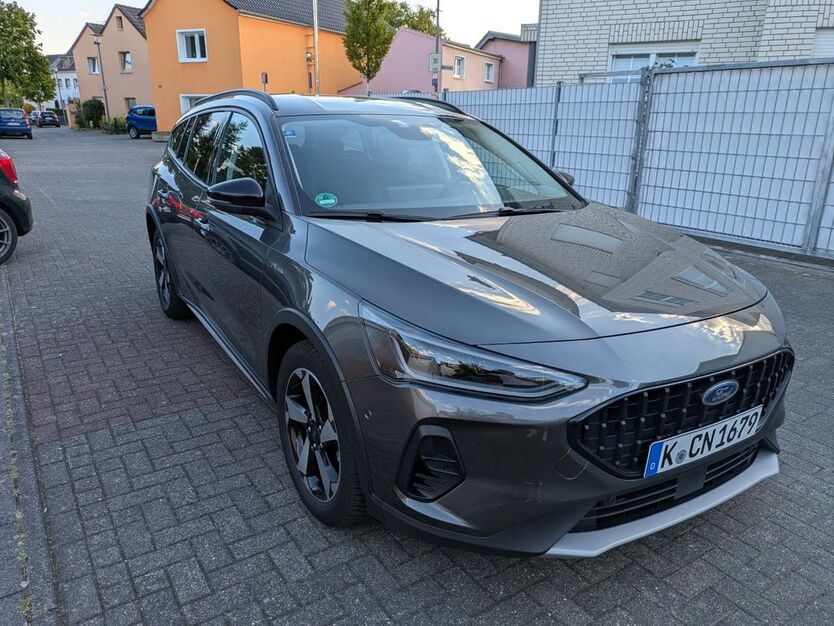 Ford Focus 38.000 km 19.500 € Köln 50737
