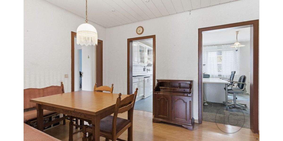 Etagenwohnung Köln / Chorweiler Chorweiler - 4 Zimmer, 99 m&sup2;, 315.000&euro; | Angebot:25268032