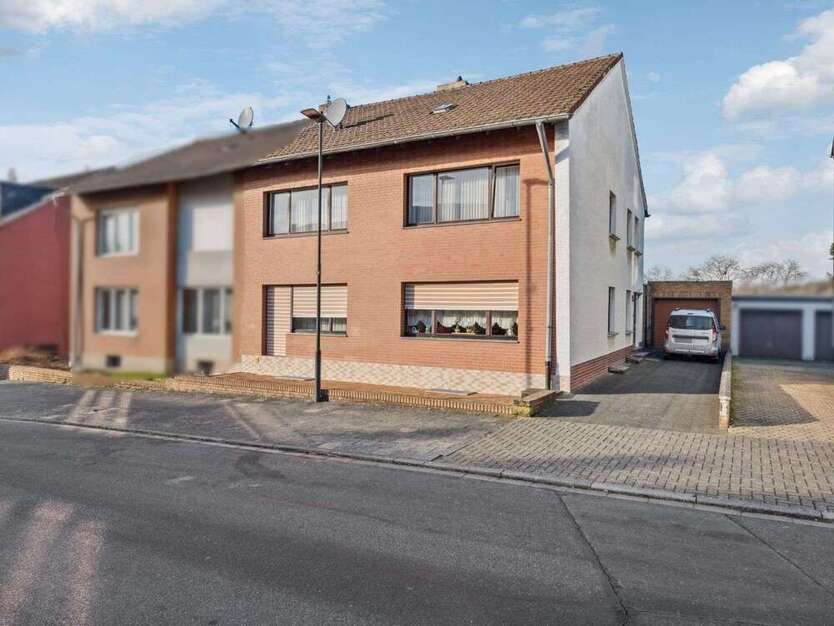 Haus zum Kaufen in Kerpen 479.000 € 204 m²