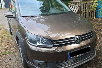 VW Touran 151.380 km 7.500 &euro; Sankt Augustin 53757