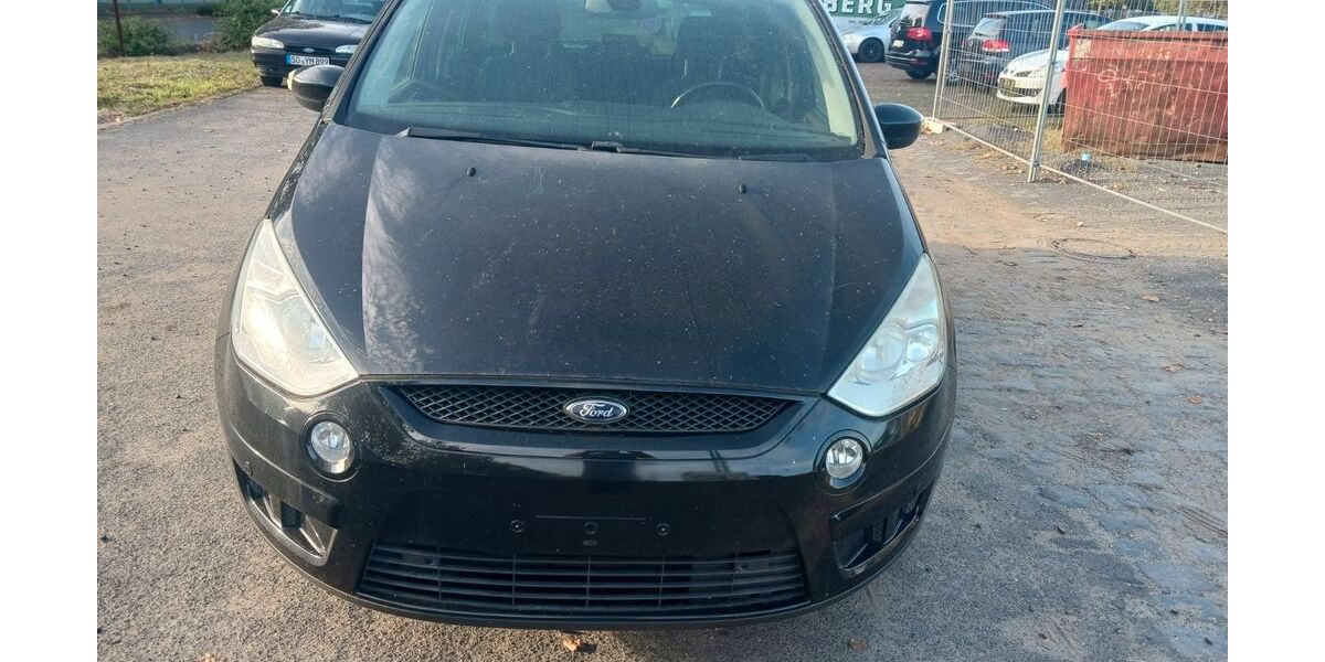 Ford S-Max 252.000 km 2.950 € Bonn 53177