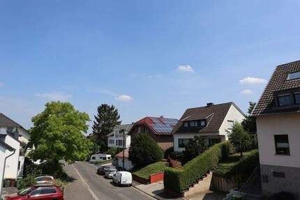 **Helle 2 Zimmerwohnung mit separatem Eingang und Balkon. Ausschließlich für den Einpersonenhaushalt!** 2 zimmer