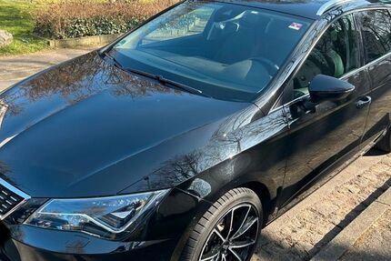 Seat Leon 45.800 km 17.900 € Bonn 53175
