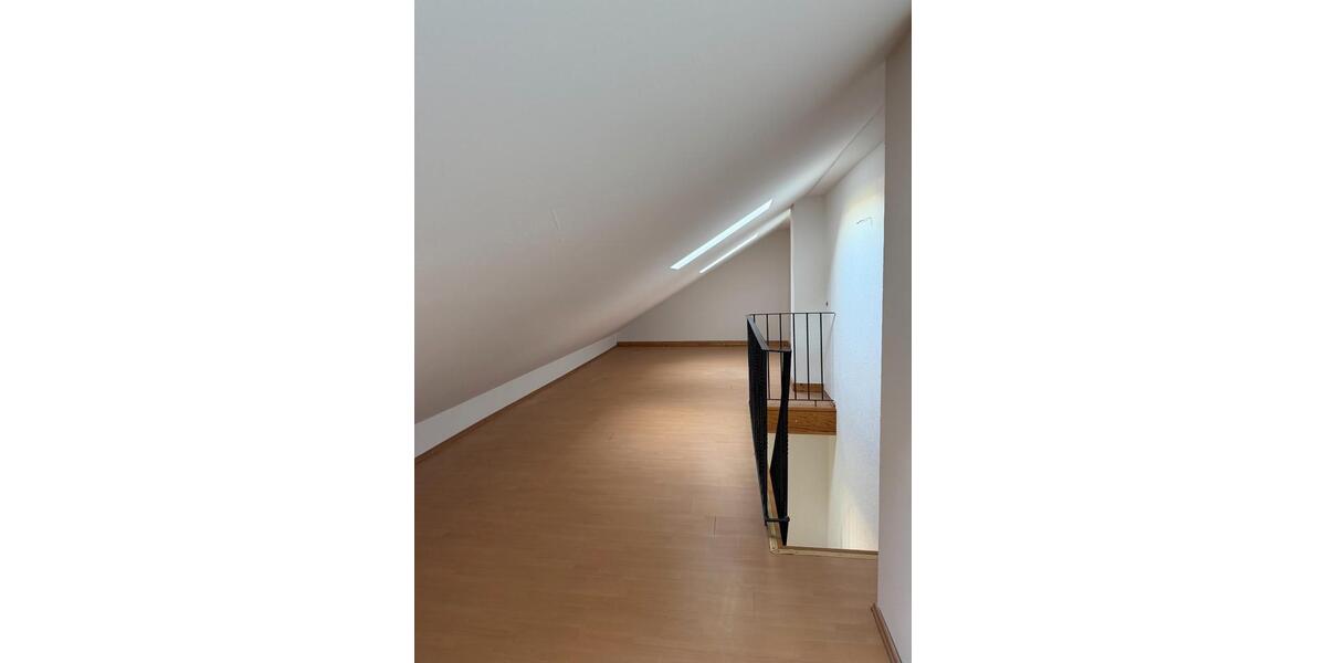 Doppelhaushälfte Bergisch Gladbach Paffrath - 5 Zimmer, 195 m&sup2;, 2.300&euro; | Angebot:26322264