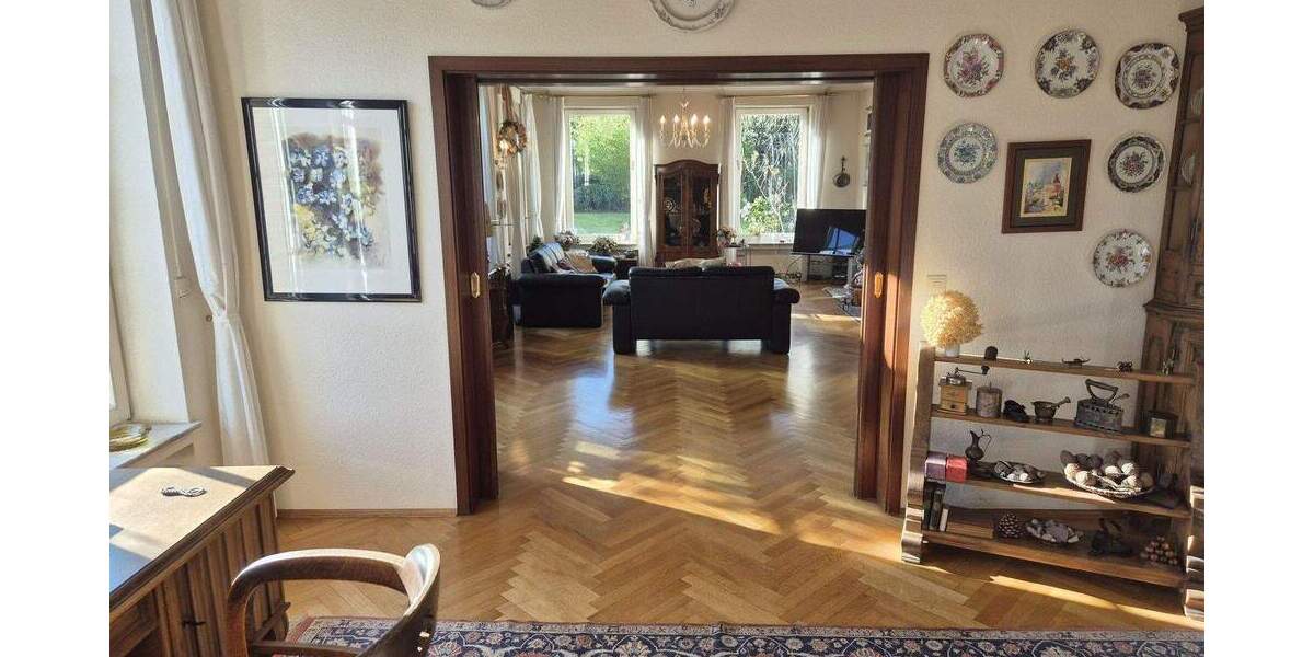 Doppelhaushälfte Köln Müngersdorf - 7 Zimmer, 320 m&sup2;, 1.750.000&euro; | Angebot:25702045