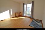 Moderne 4-Zi-Komfort-Wohnung (Bj. 2014) mit Dachterrasse, Aufzug und PKW Stellplatz.