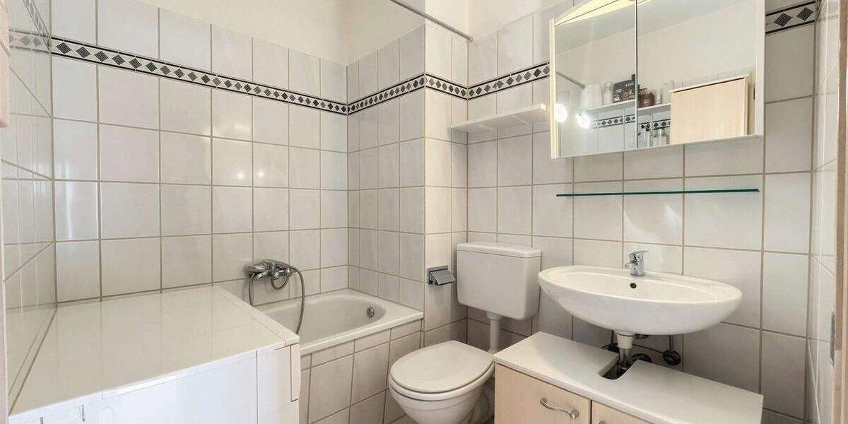 Etagenwohnung Sankt Augustin Niederpleis - 3 Zimmer, 80 m&sup2;, 199.000&euro; | Angebot:25678118