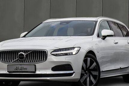 Volvo V90 14.950 km 44.690 € Köln 50968