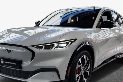 Ford Mustang Mach-E 16.000 km 55.490 € Düsseldorf 40233