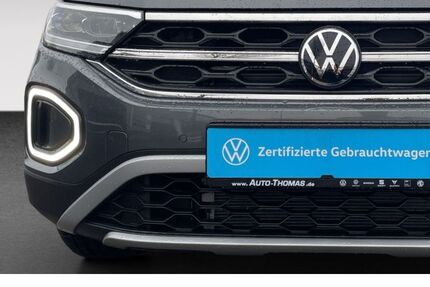 VW T-Roc 2.336 km 32.600 &euro; Bornheim 53332
