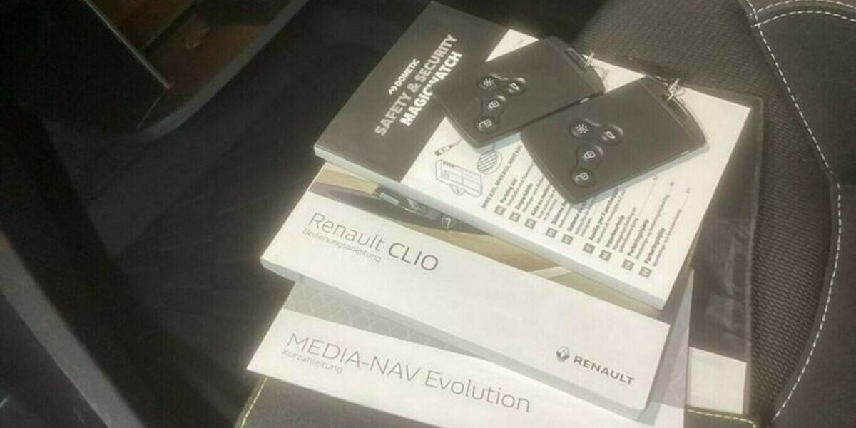 Renault Clio GT Bose Klima Navi 30.tkm ServNeu GARANTIE 30.000 km 12.000 &euro; Erftstadt 50374