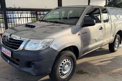 Toyota Hilux 299.000 km 15.999 € Euskirchen 53879