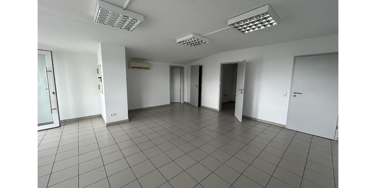 Niederkassel-Mondorf Büroeinheit mit ca. 100m², 1-2 Büros, Küche, WC, Besprechungsraum und Lager! zimmer
