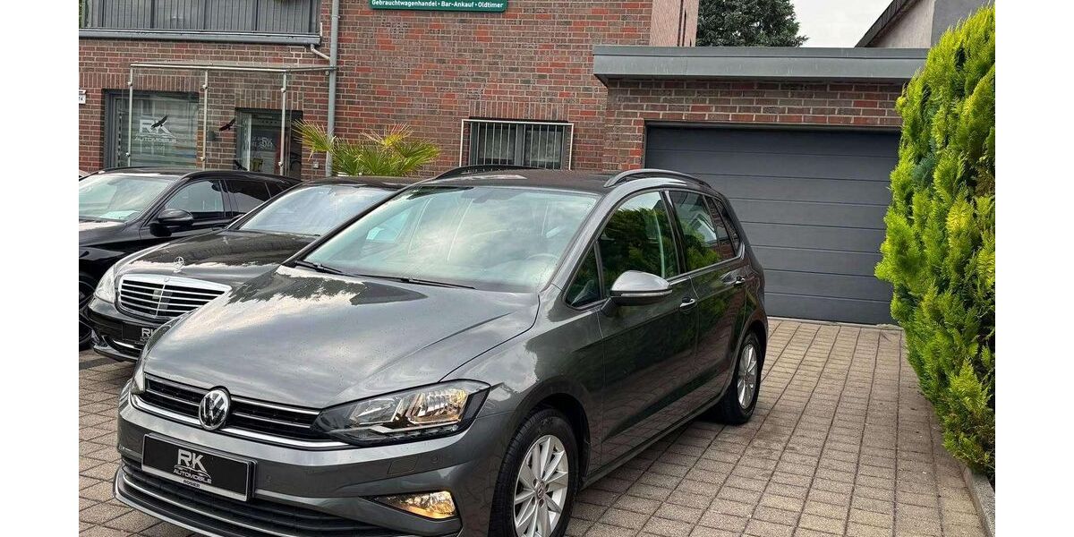 VW Golf Sportsvan 106.000 km 13.500 &euro; Solingen 42651