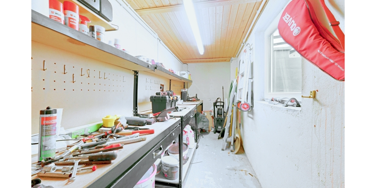 Schönes Einfamilienhaus mit besonderem Garten und Platz für die ganze Familie! 4 zimmer