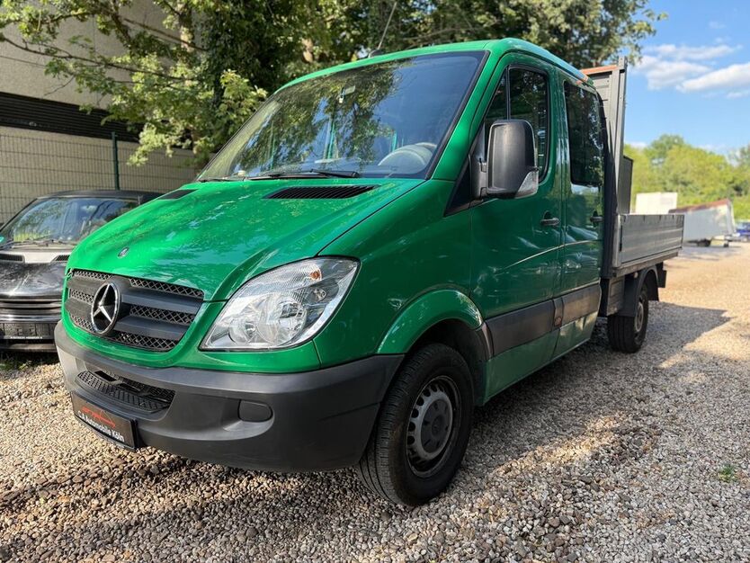 Mercedes-Benz Sprinter 195.000 km 10.990 € Köln 51061