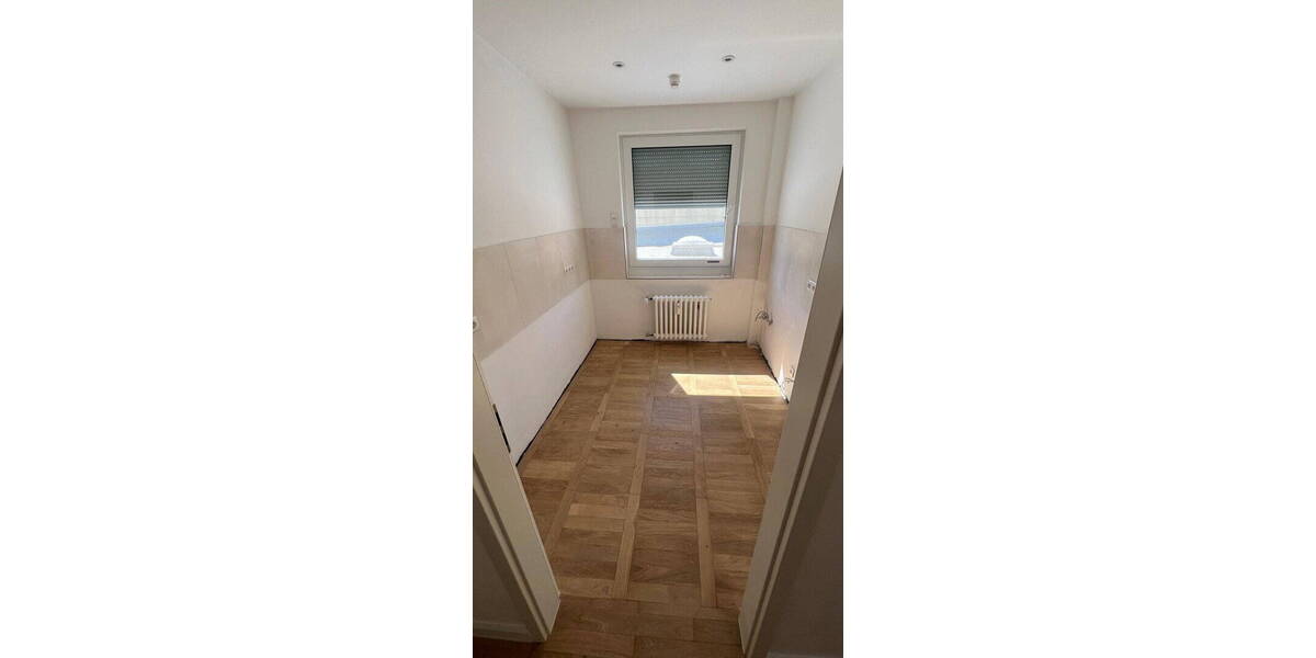 Etagenwohnung Bonn-Beuel Vilich-Rheindorf - 2 Zimmer, 74 m&sup2;, 910&euro; | Angebot:26662850