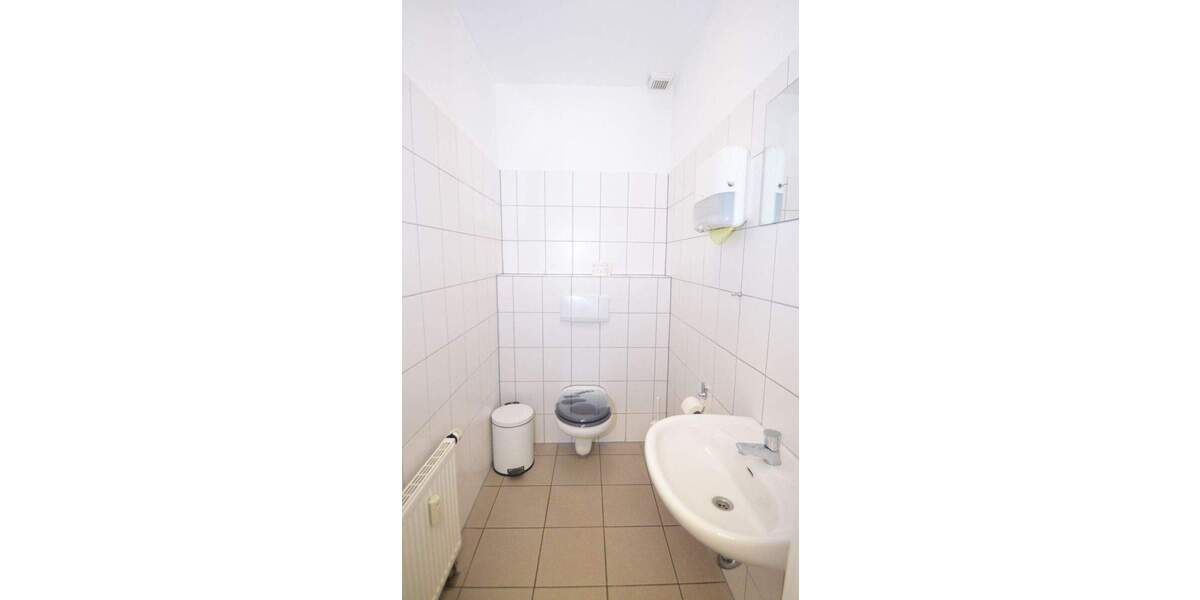 Gewerbeobjekt Bornheim Dersdorf - 3 Zimmer, 93 m&sup2;, 1.000&euro; | Angebot:25475925