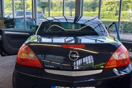 Opel Tigra 89.000 km 2.680 &euro; Bergisch Gladbach 51465